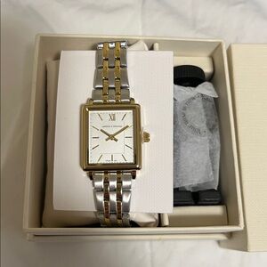 New Larsson & Jennings Watch Jilly Box